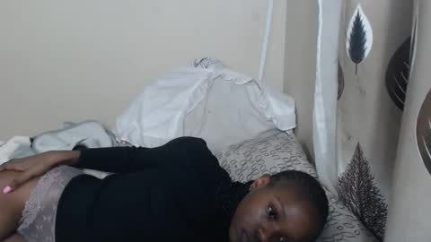 nawtylarissa_ online show from September 29, 6:35 pm