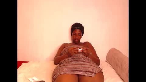 Snapshot of nawtylezi696 chatting on October 2, 7:52 pm nawtylezi696 online show from October 2, 7:52 pm