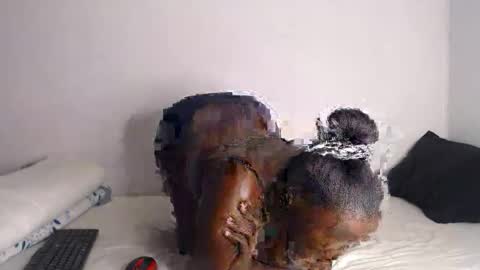 Snapshot of nawtylezi696 chatting on October 30, 6:53 pm nawtylezi696 online show from October 30, 6:53 pm