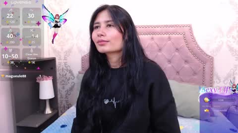 Naye  online show from December 23, 7:41 pm