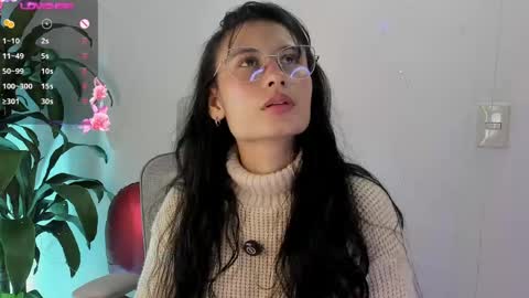 Naye  online show from April 15, 2:28 pm