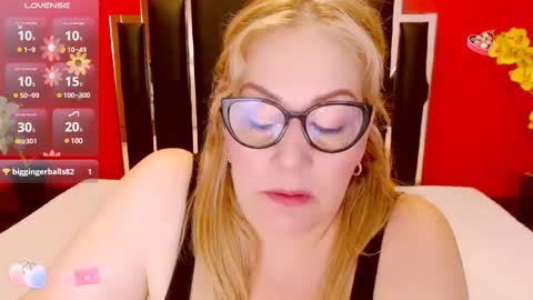 Snapshot of nayla_garner chatting on March 4, 7:01 pm Lady Nayla online show from March 4, 7:01 pm