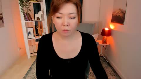 Natzuko online show from October 20, 10:40 am