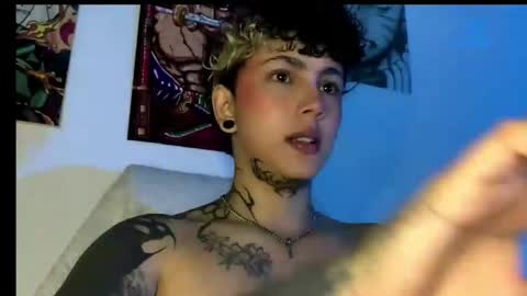 nazzz10 online show from January 11, 1:32 am