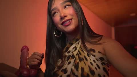 Nefertari online show from March 24, 11:15 am