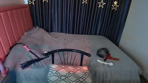 necroblonde online show from May 6, 7:23 am