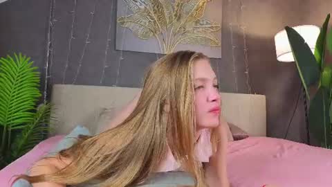 Nelly online show from July 11, 9:53 am