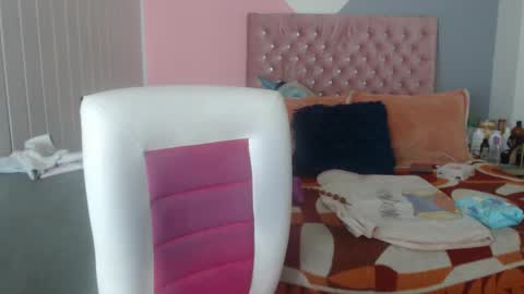 Snapshot of negrabig_38 chatting on February 18, 3:21 am negrabig 38 online show from February 18, 3:21 am