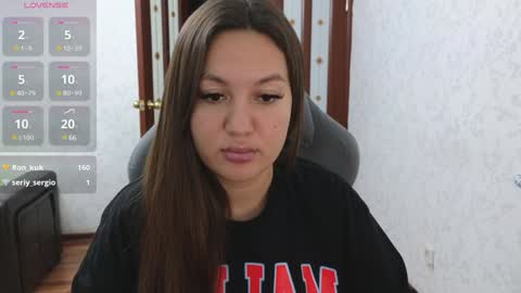 Snapshot of nellyfischer chatting on December 13, 6:49 pm Nelly online show from December 13, 6:49 pm