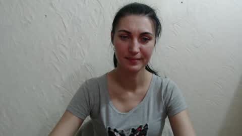 Snapshot of nensyfay_ chatting on December 18, 3:22 pm Nensy online show from December 18, 3:22 pm
