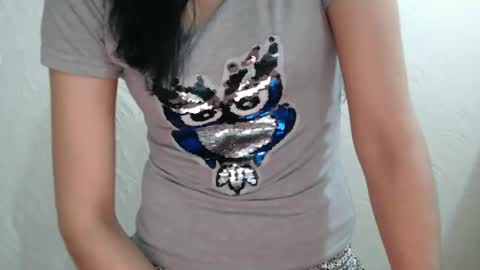 Snapshot of nensyfay_ chatting on January 16, 3:02 pm Nensy online show from January 16, 3:02 pm