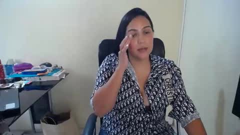kelly lopez online show from December 4, 2:15 pm