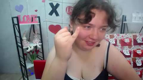 Snapshot of neonilalisova chatting on September 19, 5:28 am NeonilaLisova online show from September 19, 5:28 am