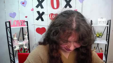 Snapshot of neonilalisova chatting on September 27, 7:15 am NeonilaLisova online show from September 27, 7:15 am