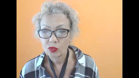 NessyJenixs online show from September 27, 8:54 am