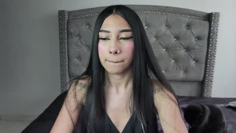 Snapshot of nesuko_kamado chatting on January 5, 2:41 pm nesuko_kamado online show from January 5, 2:41 pm