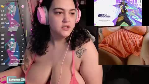 Snapshot of nevermakeawish chatting on March 8, 7:07 pm Wishs Playground online show from March 8, 7:07 pm