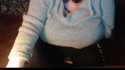 Lilly  online show from December 9, 3:07 am