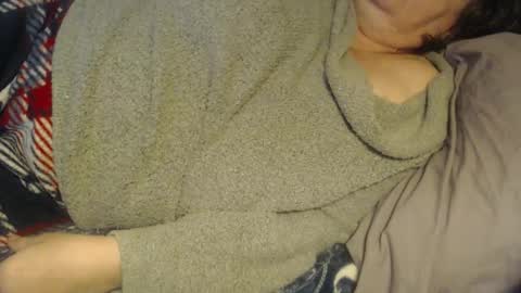 Lilly  online show from November 25, 7:47 pm