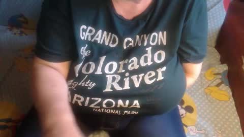 Snapshot of new_milf chatting on October 26, 5:58 am Lilly online show from October 26, 5:58 am