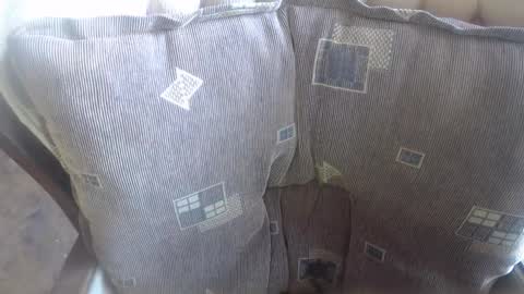 Snapshot of new_milf chatting on October 17, 9:34 am Lilly online show from October 17, 9:34 am