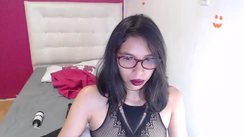 Snapshot of nextdoor_fantasy chatting on December 13, 9:41 pm nextdoor_fantasy online show from December 13, 9:41 pm