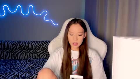 Mina online show from October 27, 12:55 pm