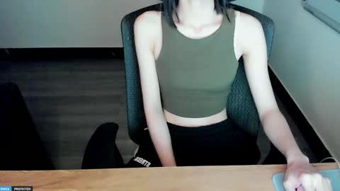 mimi online show from November 24, 3:14 pm