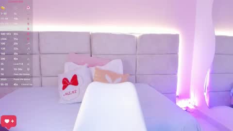 Nia online show from December 3, 12:18 pm