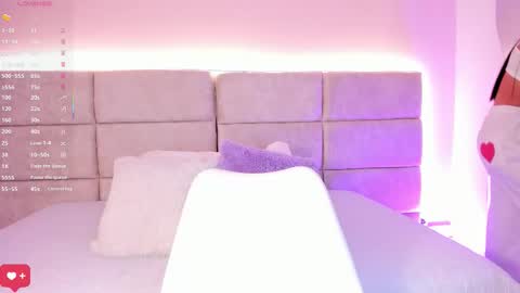 Nia online show from March 5, 12:23 pm