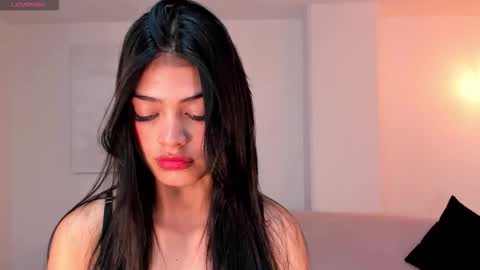 Nia Miller online show from September 9, 1:33 pm