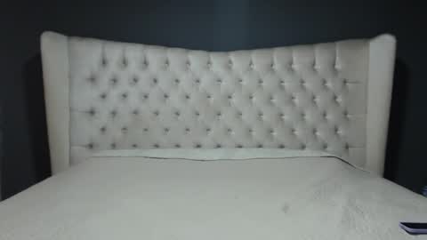 Nichole online show from September 24, 11:20 am