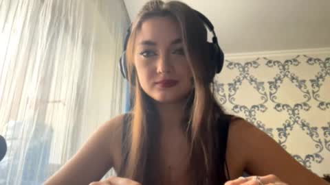 Elina online show from October 7, 7:35 am