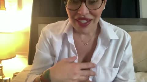 Nicki Marie online show from December 10, 3:22 pm