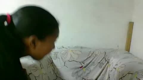 nickiqqyuu online show from July 6, 6:18 am