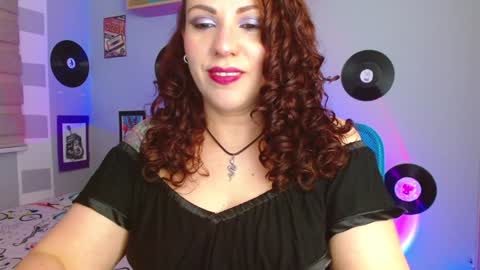 lucy online show from December 15, 3:13 am