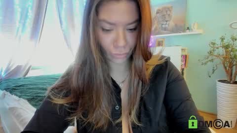 NickyBlein online show from March 11, 7:24 am