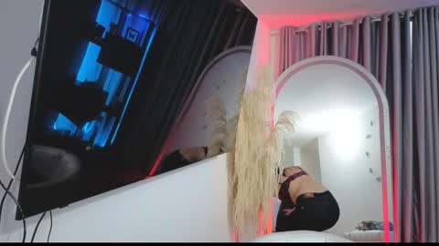 Nicky online show from January 7, 10:24 pm