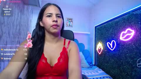nicol_ross19 online show from March 8, 2:04 am