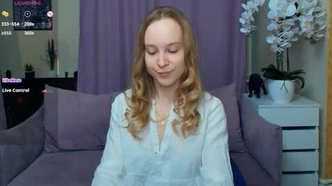 Nicoletta online show from March 28, 6:51 pm