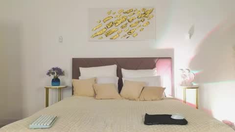 Nicole online show from April 14, 8:53 pm