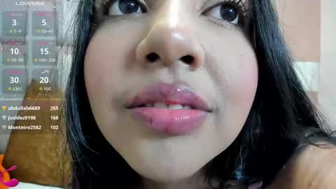 nicole_fisherr online show from October 12, 6:05 am