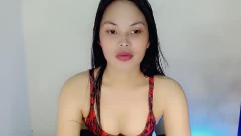 Snapshot of nicole_kiss01 chatting on January 4, 10:27 am nicole_kiss01 online show from January 4, 10:27 am