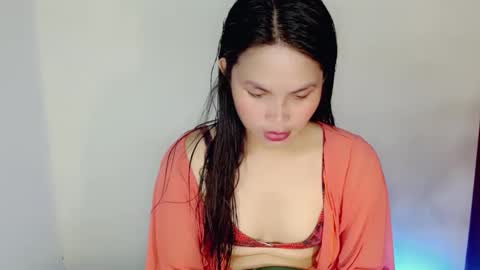 Snapshot of nicole_kiss01 chatting on January 6, 10:02 am nicole_kiss01 online show from January 6, 10:02 am