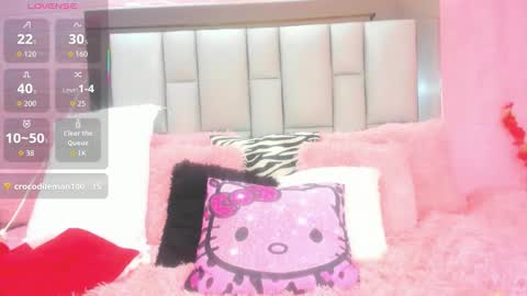 Snapshot of nicole_rosales chatting on October 3, 1:33 am nicole_rosales online show from October 3, 1:33 am