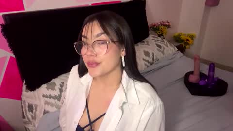 Nicole online show from September 27, 5:25 am