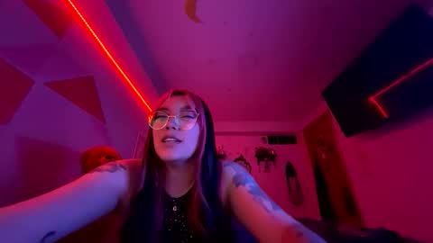 Nicole online show from March 21, 8:19 am