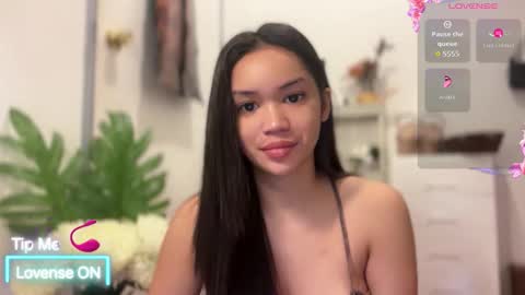 NICOLE online show from January 14, 9:31 pm