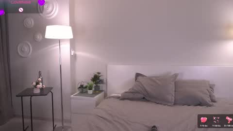 Snapshot of nicoledurham chatting on October 6, 1:22 am Kimmy online show from October 6, 1:22 am