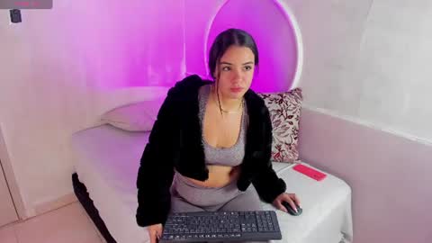 Nicole online show from June 27, 12:22 pm